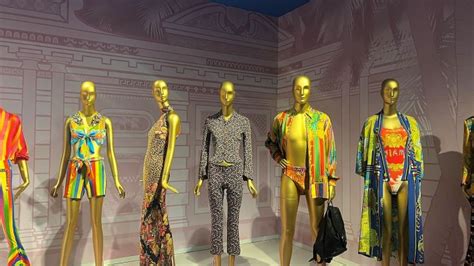 tentoonstelling versace groningen|TENTOONSTELLING GIANNI VERSACE KOMT .